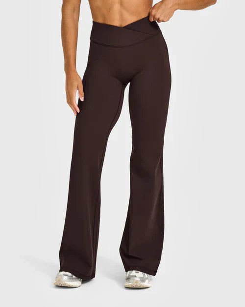 Women’s bottoms collection with pants, skirts, and everyday wear for US and Canadian shoppers.